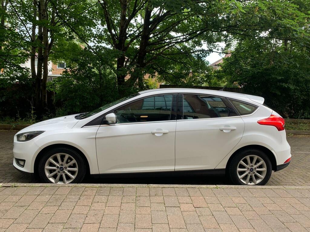 Ford Focus 1.0T Ecoboost Titanium Euro 6 Ss 201515 MK15KRN White #4