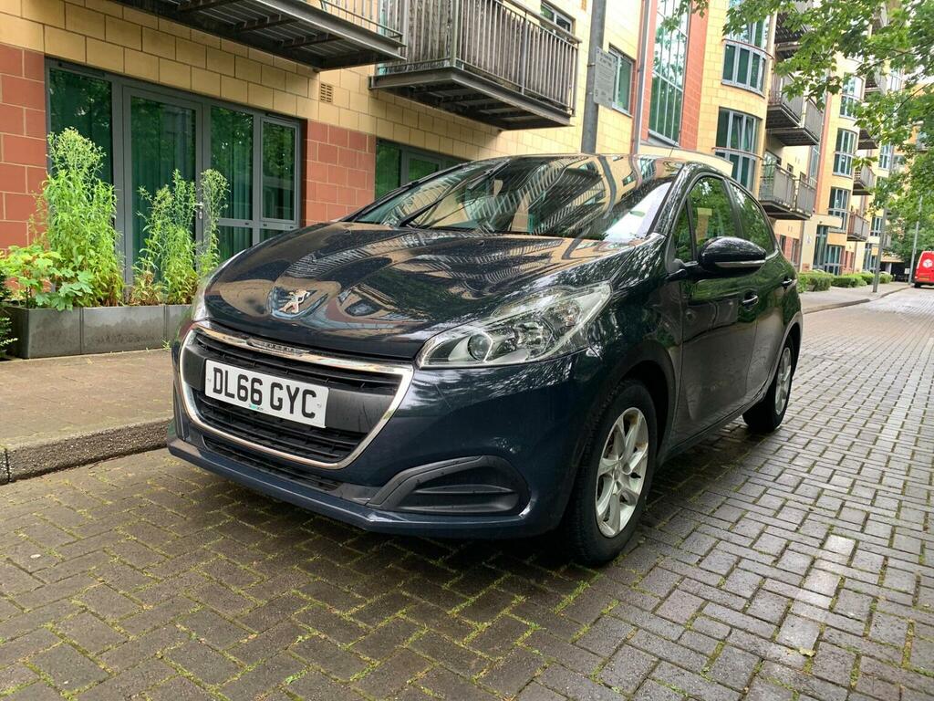 Peugeot 208 1.2 Puretech Active Euro 6 Grey