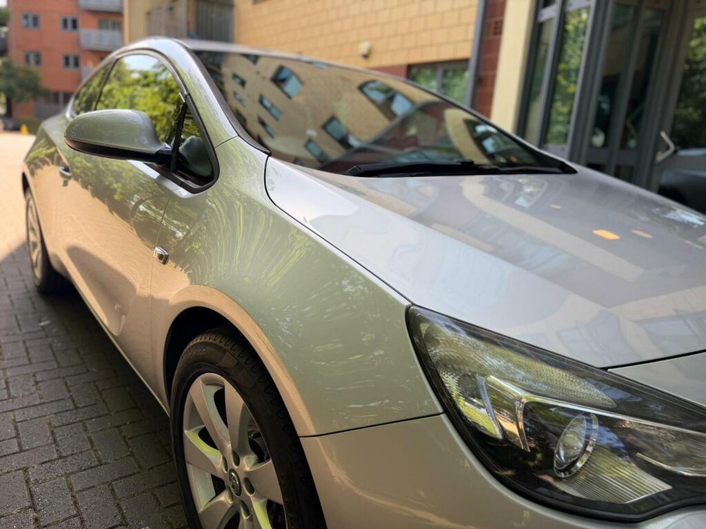 Vauxhall Astra GTC 1.4L Sport Black #28