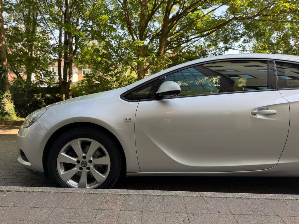 Vauxhall Astra GTC 1.6T 16V Sport Euro 5 Silver #5