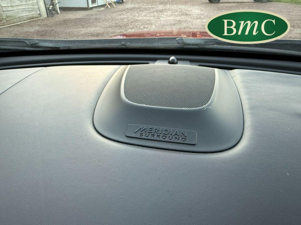 Jaguar XF 2.2D Luxury Saloon White #29