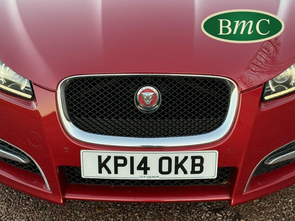Jaguar XF 2.2D Luxury Saloon White #10