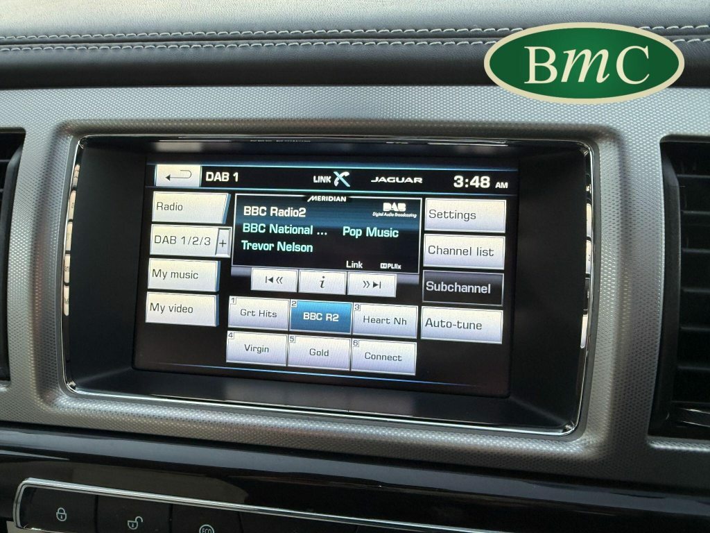 Jaguar XF 2.2D Luxury Saloon White #41