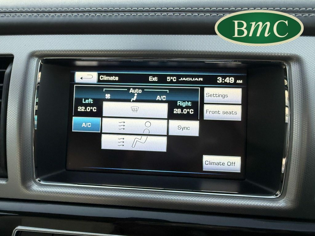 Jaguar XF 2.2D Luxury Saloon White #47