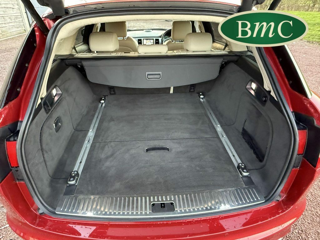Jaguar XF 2.2D Luxury Saloon White #62