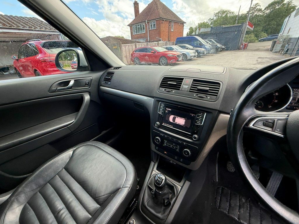 Skoda Yeti Outdoor 2.0L Se Drive Tdi Scr 148 Bhp Blue #14