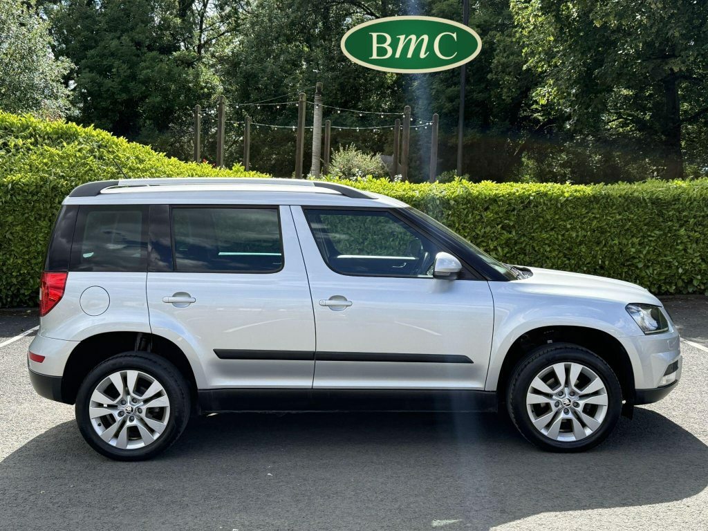 Skoda Yeti 1.2 Tsi Se L Drive Outdoor Euro 6 S S RE17ZRV Silver #2