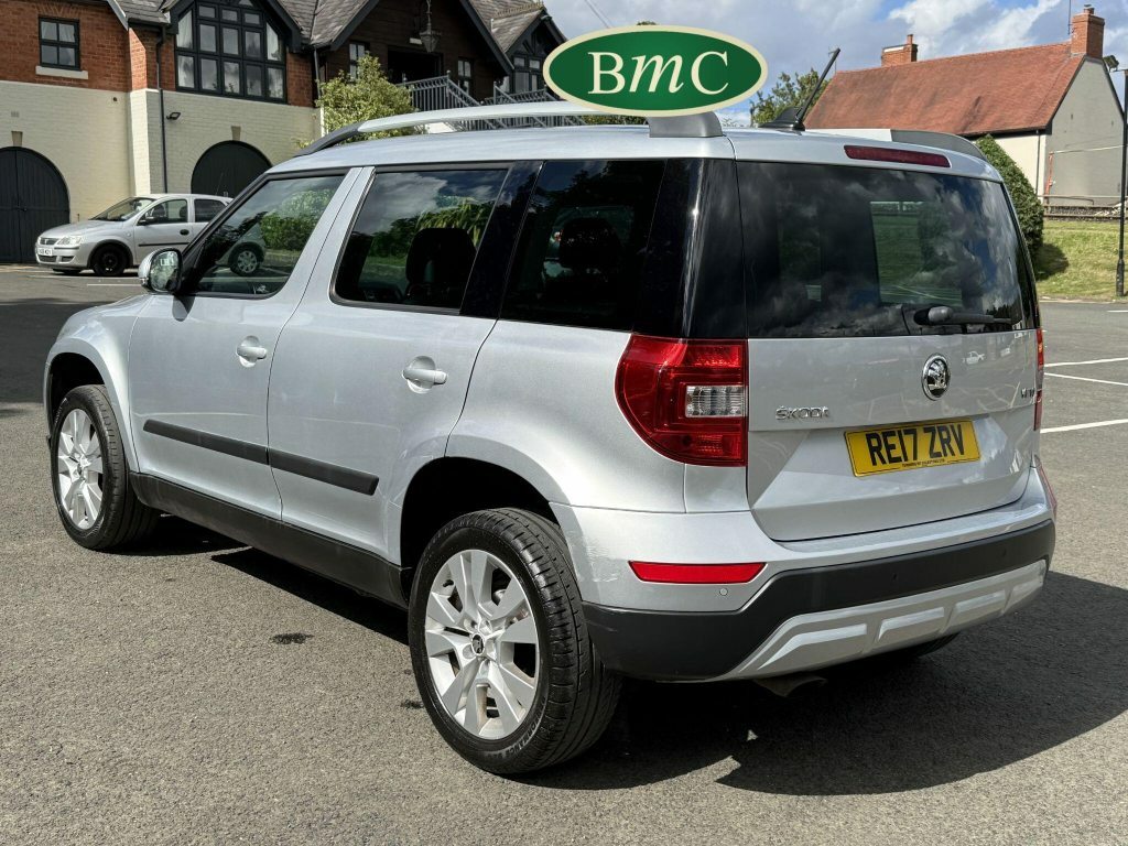 Skoda Yeti 1.2 Tsi Se L Drive Outdoor Euro 6 S S RE17ZRV Silver #5