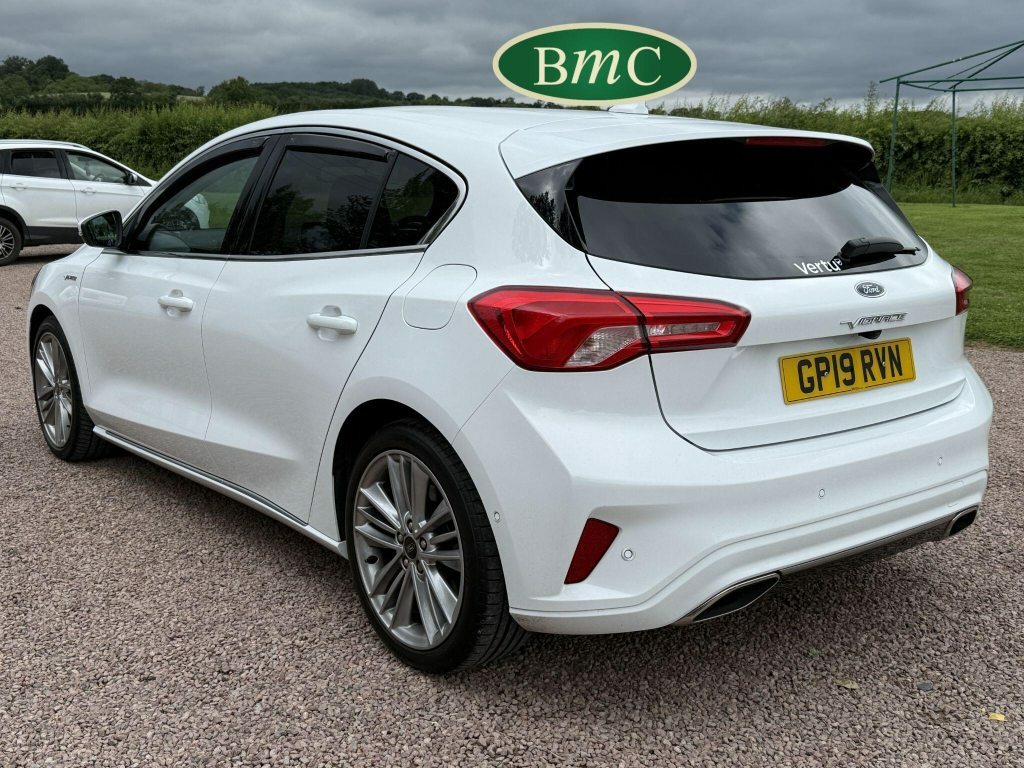 Ford Focus 1.0T Ecoboost Vignale Euro 6 S S GP19RVN White #5