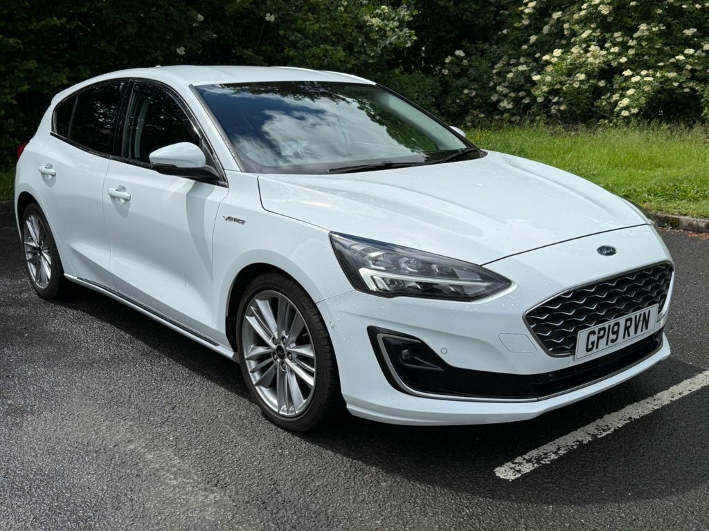 Ford Focus 1.0T Ecoboost Vignale Euro 6 S S White