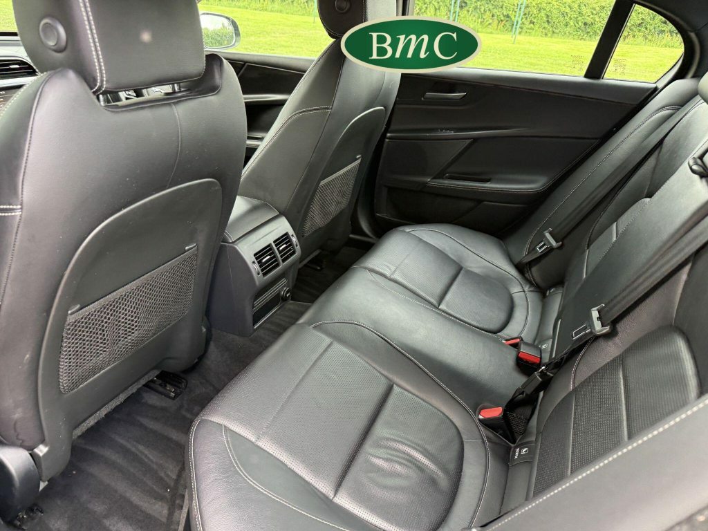 Jaguar XE 2.0 D R-sport 177 Bhp Grey #28