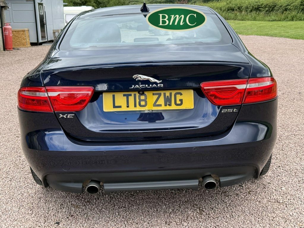 Jaguar XE 2.0 D R-sport 177 Bhp Grey #8