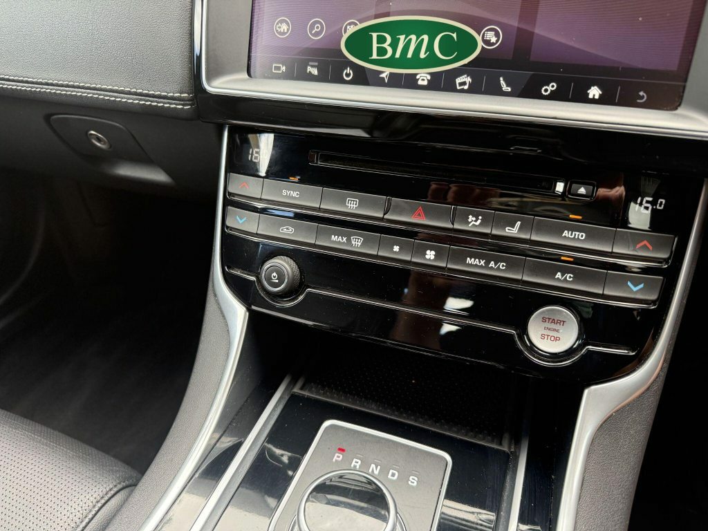 Jaguar XE 2.0 D R-sport 177 Bhp Grey #41