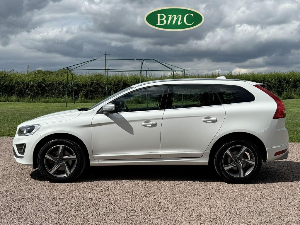 Volvo XC60 2.0 D4 R-design Lux Nav Euro 6 S S White #4