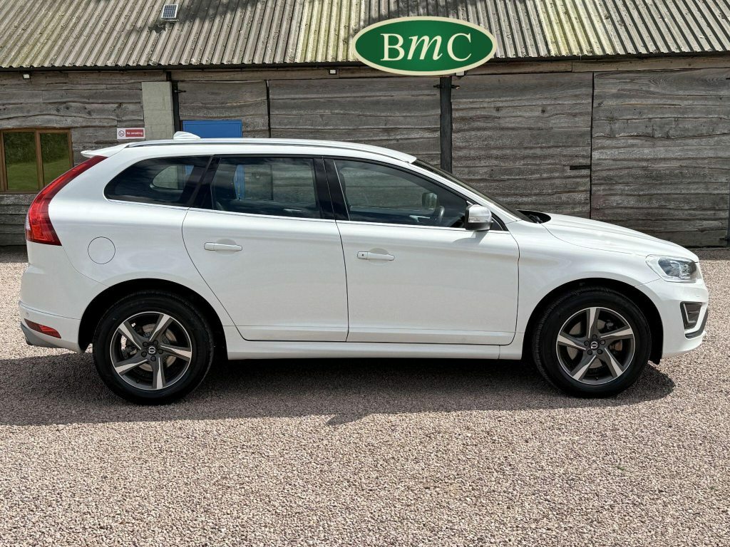 Volvo XC60 2.0 D4 R-design Lux Nav Euro 6 S S White #2
