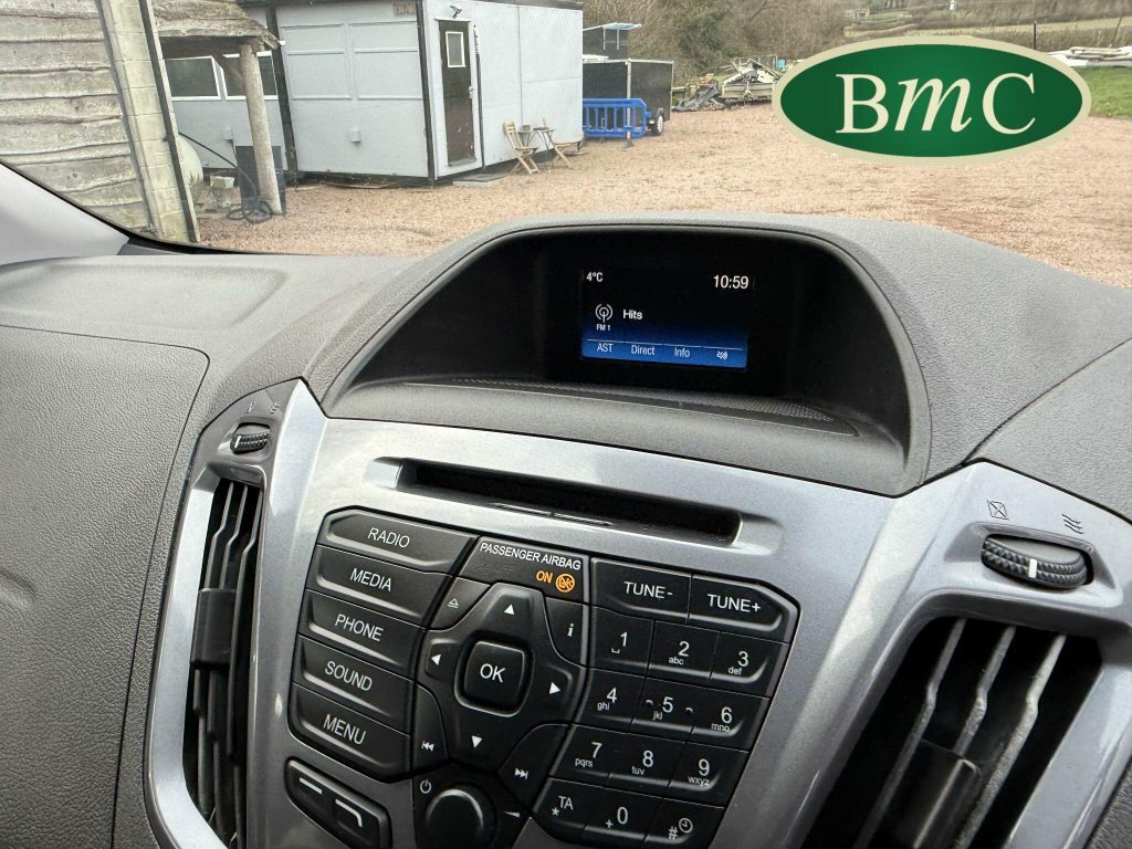 Ford Tourneo Custom Custom 2.0 310 Ecoblue Titanium Minibus Double Cab Black #36