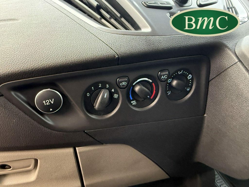 Ford Tourneo Custom Custom 2.0 310 Ecoblue Titanium Minibus Double Cab Black #30