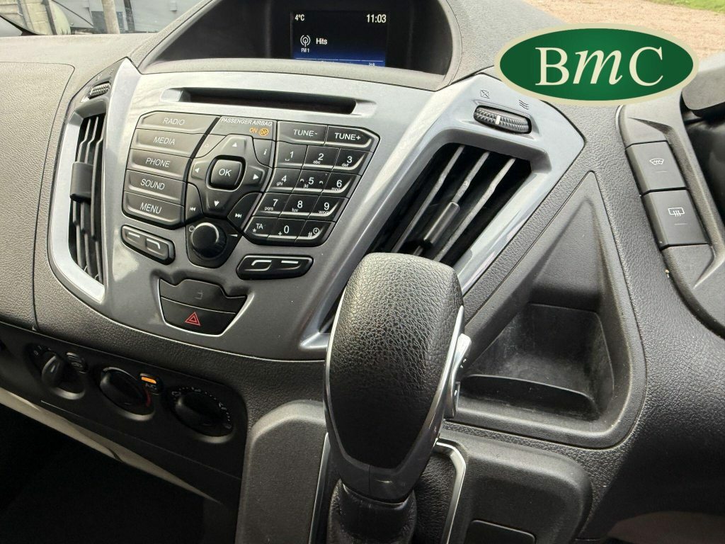Ford Tourneo Custom Custom 2.0 310 Ecoblue Titanium Minibus Double Cab Black #20