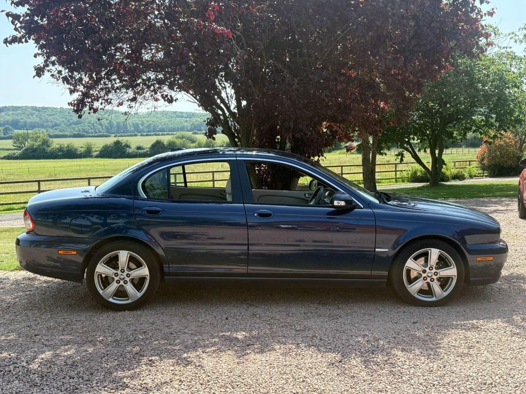 Jaguar X-Type 2.0D Se Blue #2