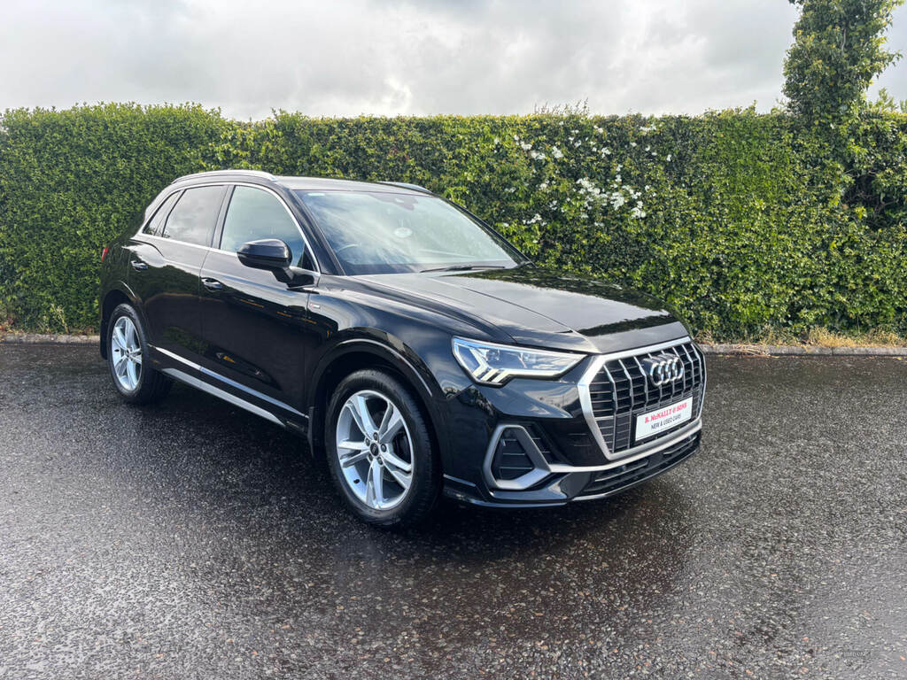 Audi Q3 35 Tdi S Line S Tronic Black