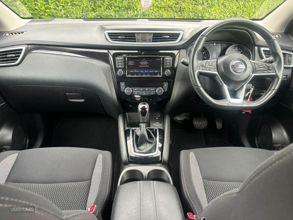 Nissan Qashqai 1.3 Dig-t 160 157 Acenta Premium Dct VN70XFM White #4