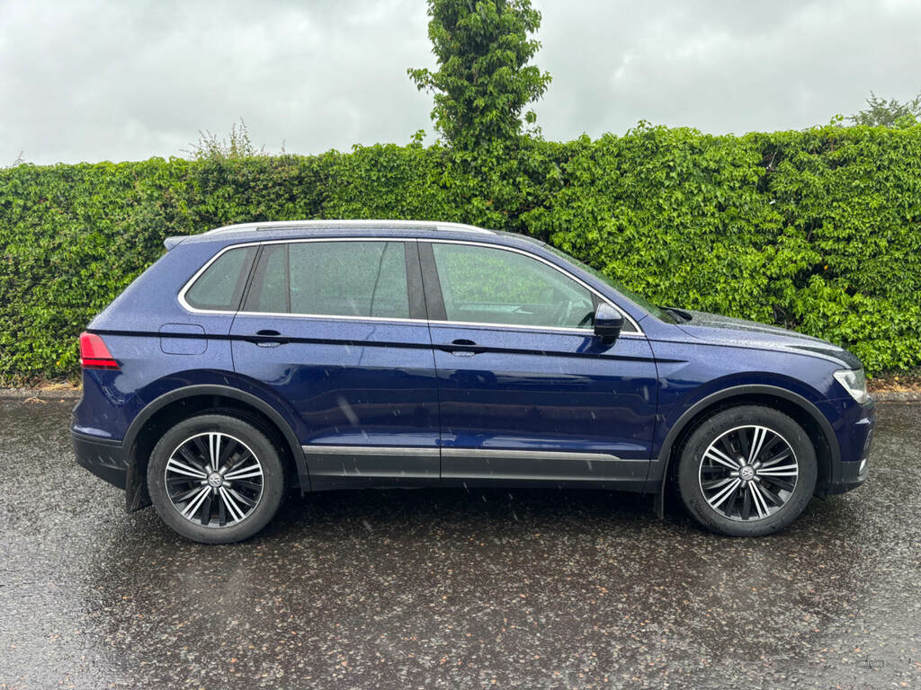 Volkswagen Tiguan 2.0 Tdi 150 Se Nav Dsg AYZ8483 Blue #4