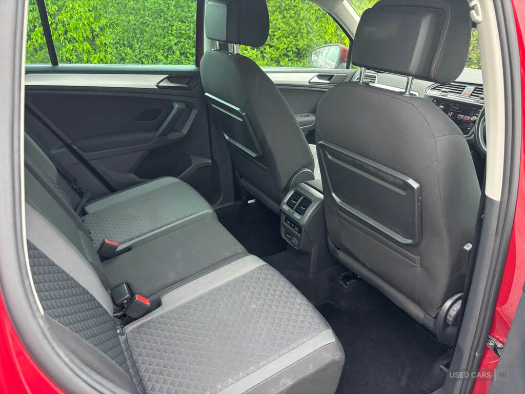 Volkswagen Tiguan 2.0 Tdi 150 Se TIG5318 Red #5