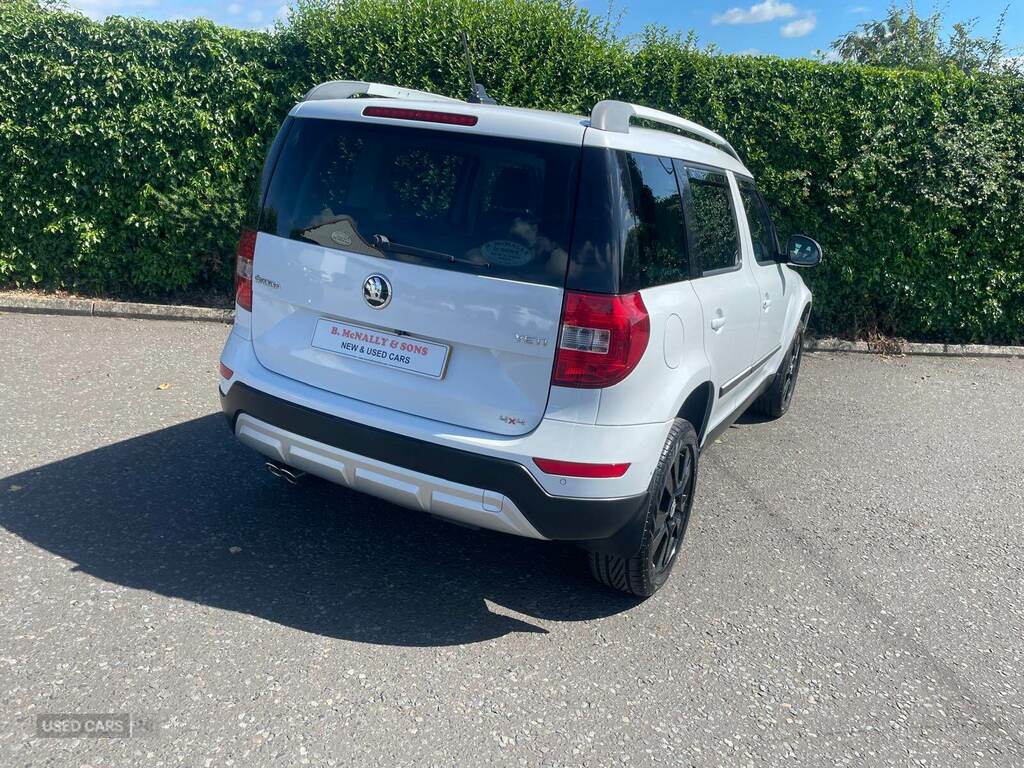 Skoda Yeti 2.0 Tdi Cr 170 Laurin Klement 4X4 Dsg White #2