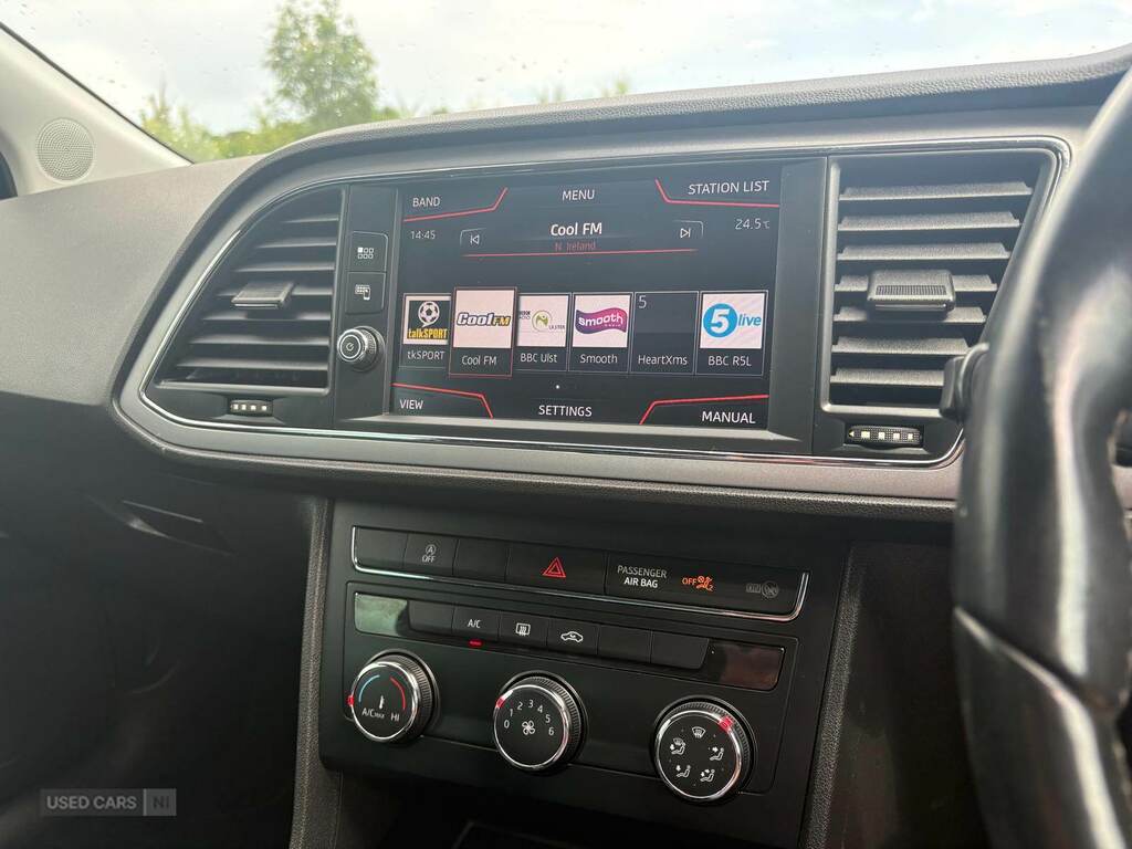 Seat Leon 1.6 Tdi Se Dynamic Technology Black #5