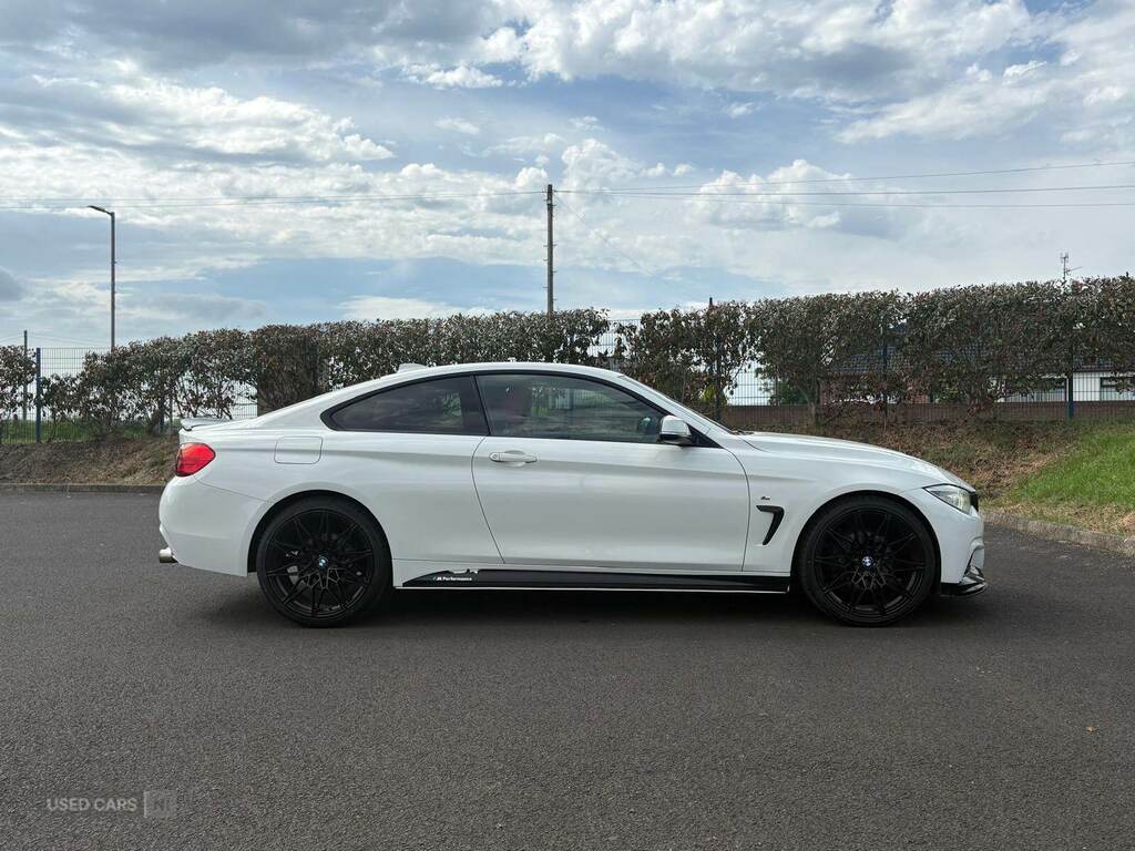 BMW 4 Series 420D M Sport White #2