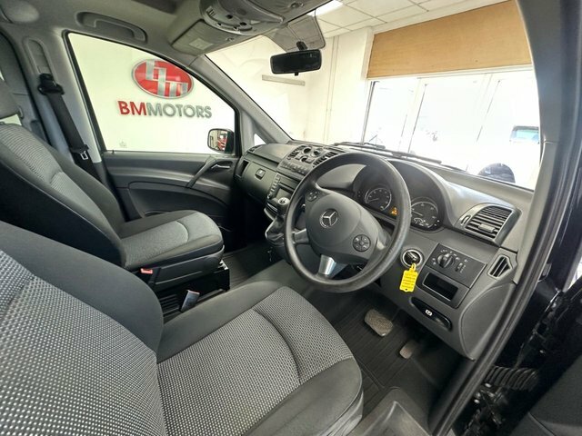 Mercedes-Benz Vito 2.1 113 Cdi Blueefficiency Traveliner Minibus Black #2