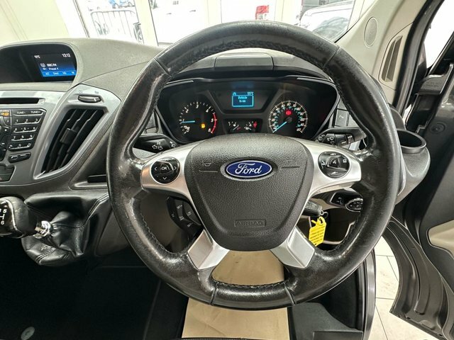Ford Tourneo Custom 2.0 310 Ecoblue Titanium Minibus Double Cab Di Grey #4