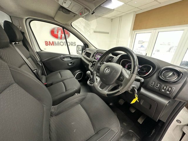 Vauxhall Vivaro 1.6 Cdti 2900 Sportive Panel Van DL18UXA White #6