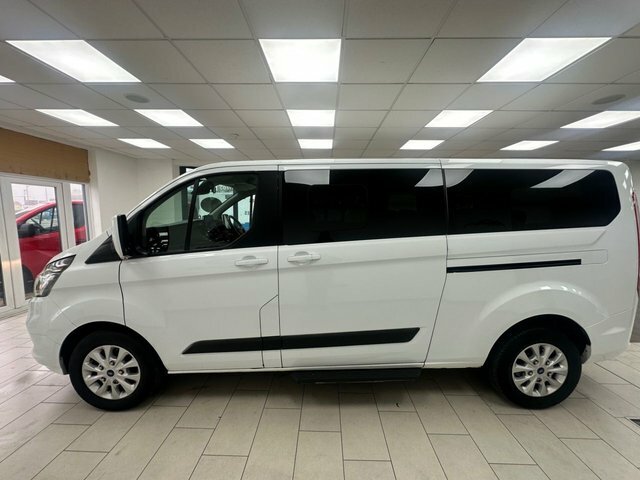 Ford Tourneo Custom 2.0 320 Ecoblue Zetec Minibus Double Cab Diese BT20VWB White #5