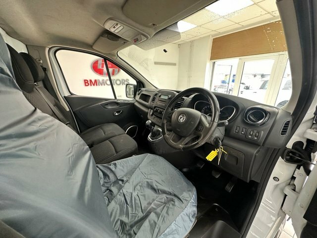 Vauxhall Vivaro 1.6 Cdti 2900 Sportive Panel Van White #3