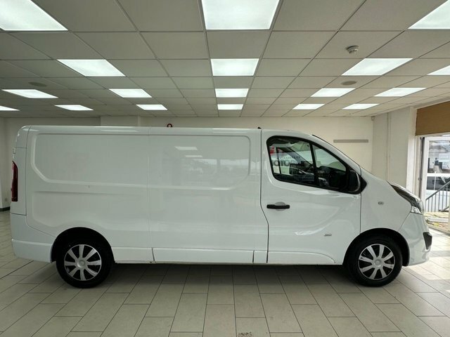 Vauxhall Vivaro 1.6 Cdti 2900 Sportive Panel Van White #2