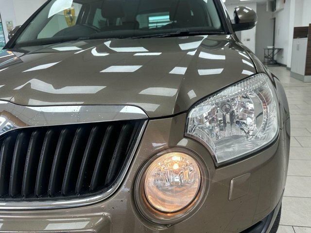 Skoda Yeti Se L Drive White #14