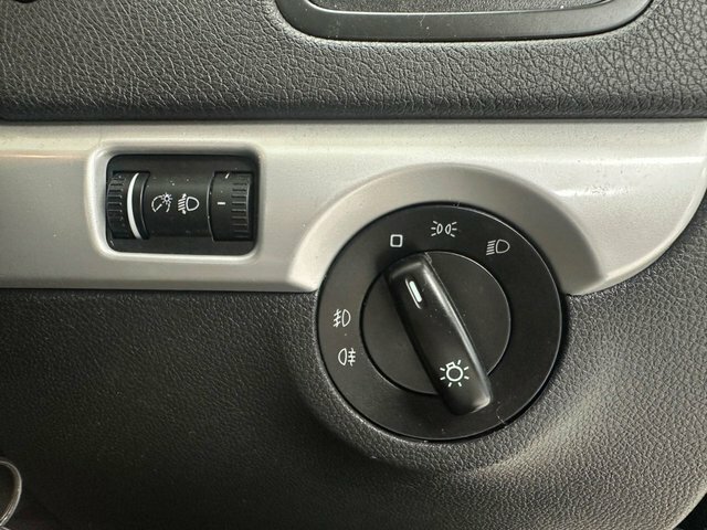 Skoda Yeti Se L Drive White #24
