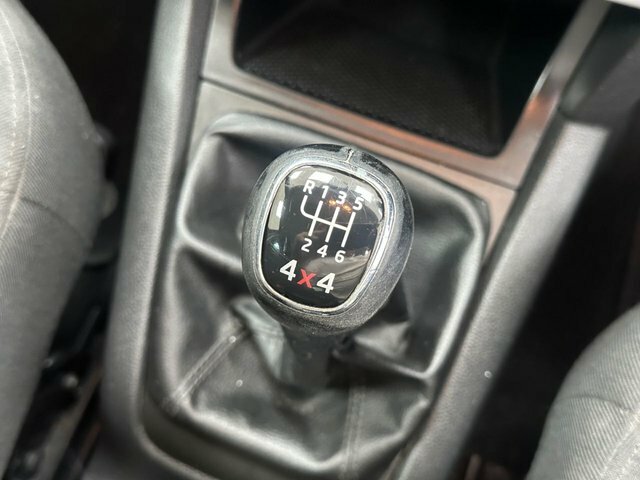 Skoda Yeti Se L Drive White #33