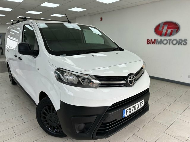 Toyota PROACE 2.0D Icon Medium Panel Van 6Dr Mwb E White