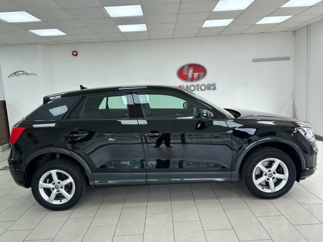 Audi Q2 1.0 Tfsi Se Suv Euro 6 S S 11 FL18GZW Black #2