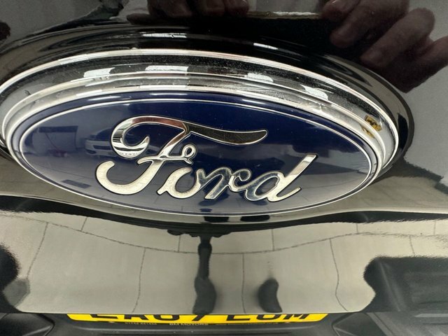 Ford Ranger 3L Wildtrak White #29