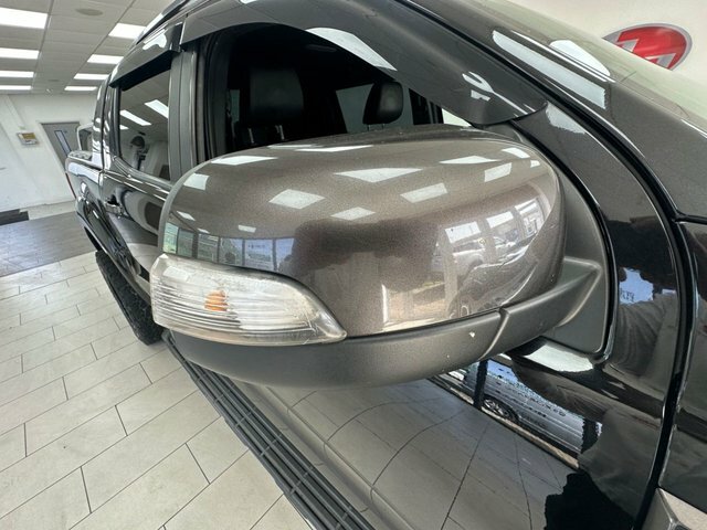 Ford Ranger 3L Wildtrak White #28