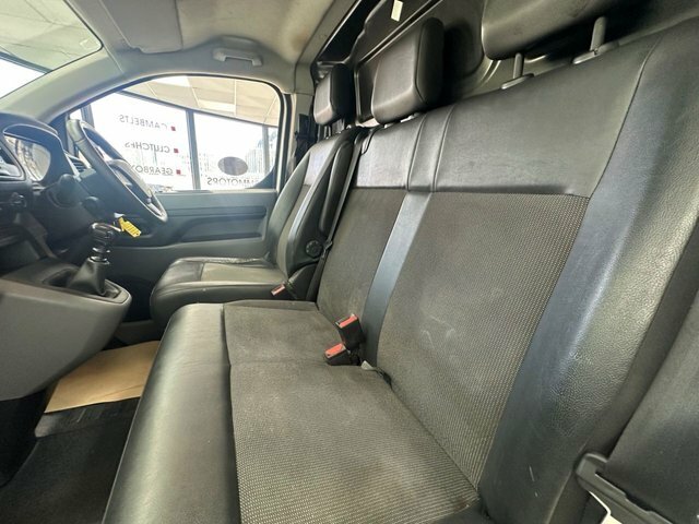 Vauxhall Vivaro 2900 1.5D 100Ps Dynamic H1 Van White #43