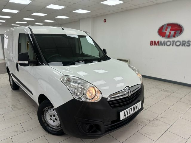 Vauxhall Combo 1.3 Cdti 2000 16V Temperature Controlled Diese White