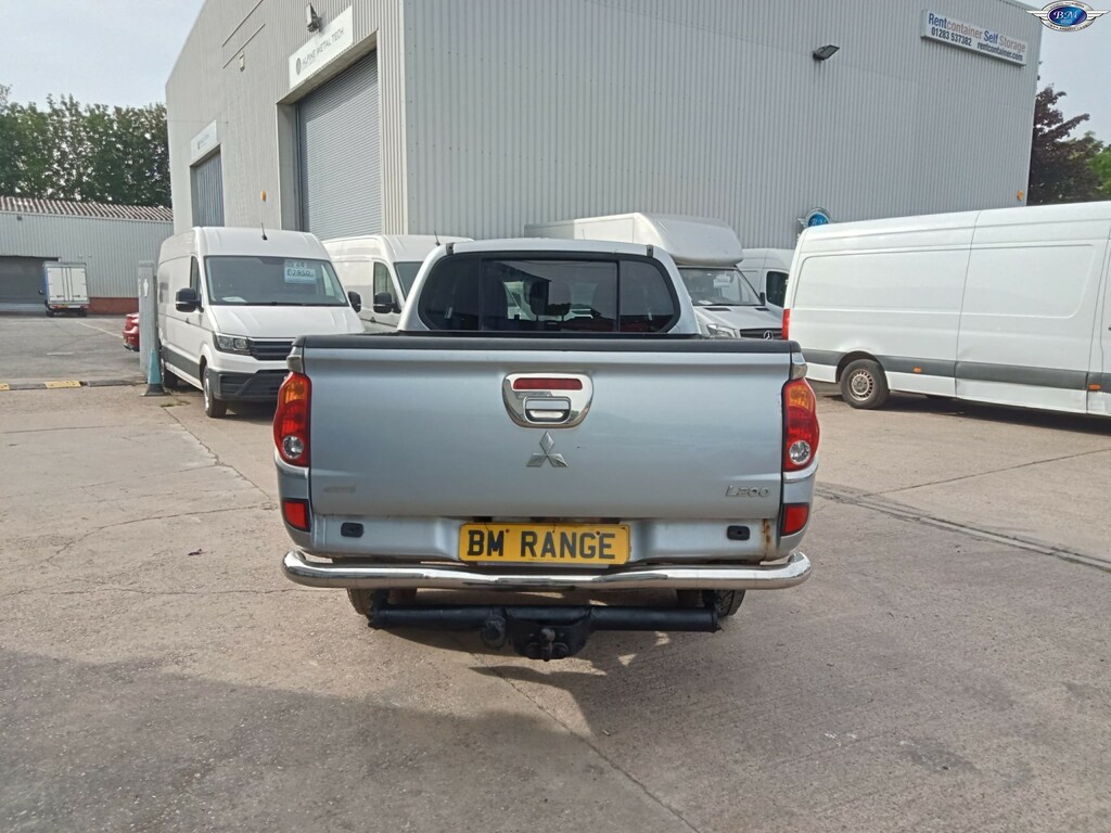 Mitsubishi L200 2.5 Di-d Barbarian 2014 Silver #6