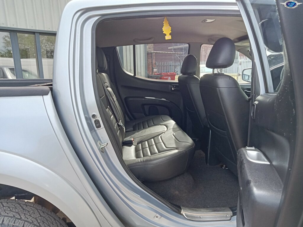 Mitsubishi L200 Pickup 2010 - 2017 2014 White #16