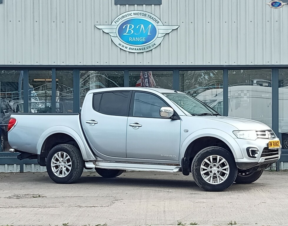 Mitsubishi L200 2.5 Di-d Barbarian 2014 Silver