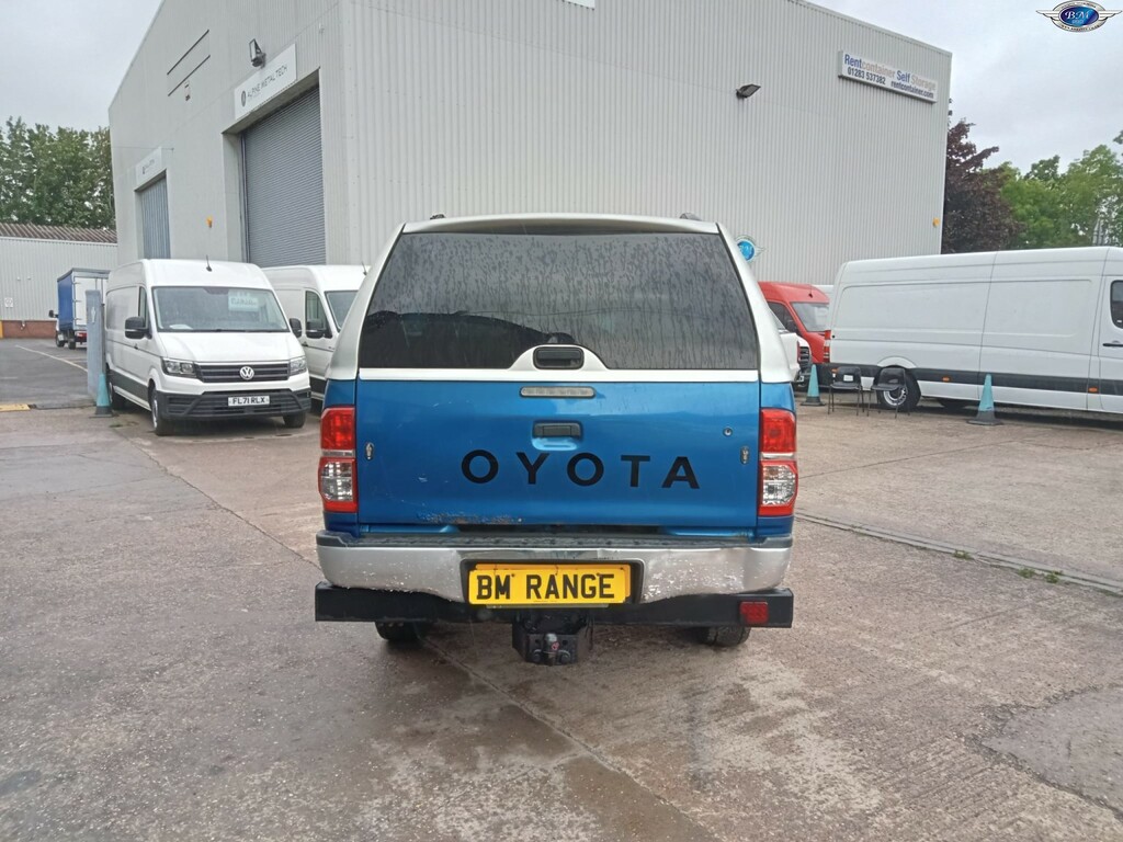 Toyota HILUX 2.5 D-4d Active 2014  #6