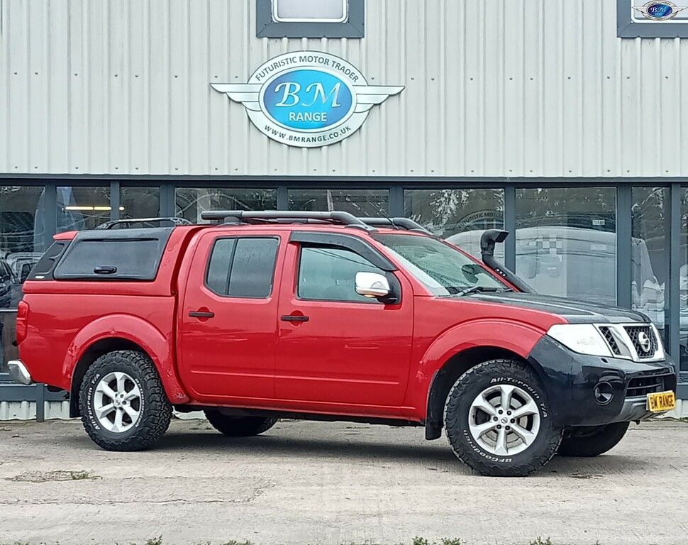 Nissan Navara 2.5 Dci Tekna 2010 Red